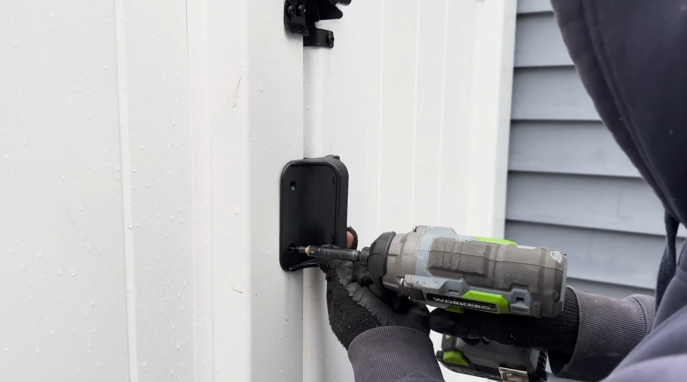 Expert fence repair and replacement services in Albany, OR